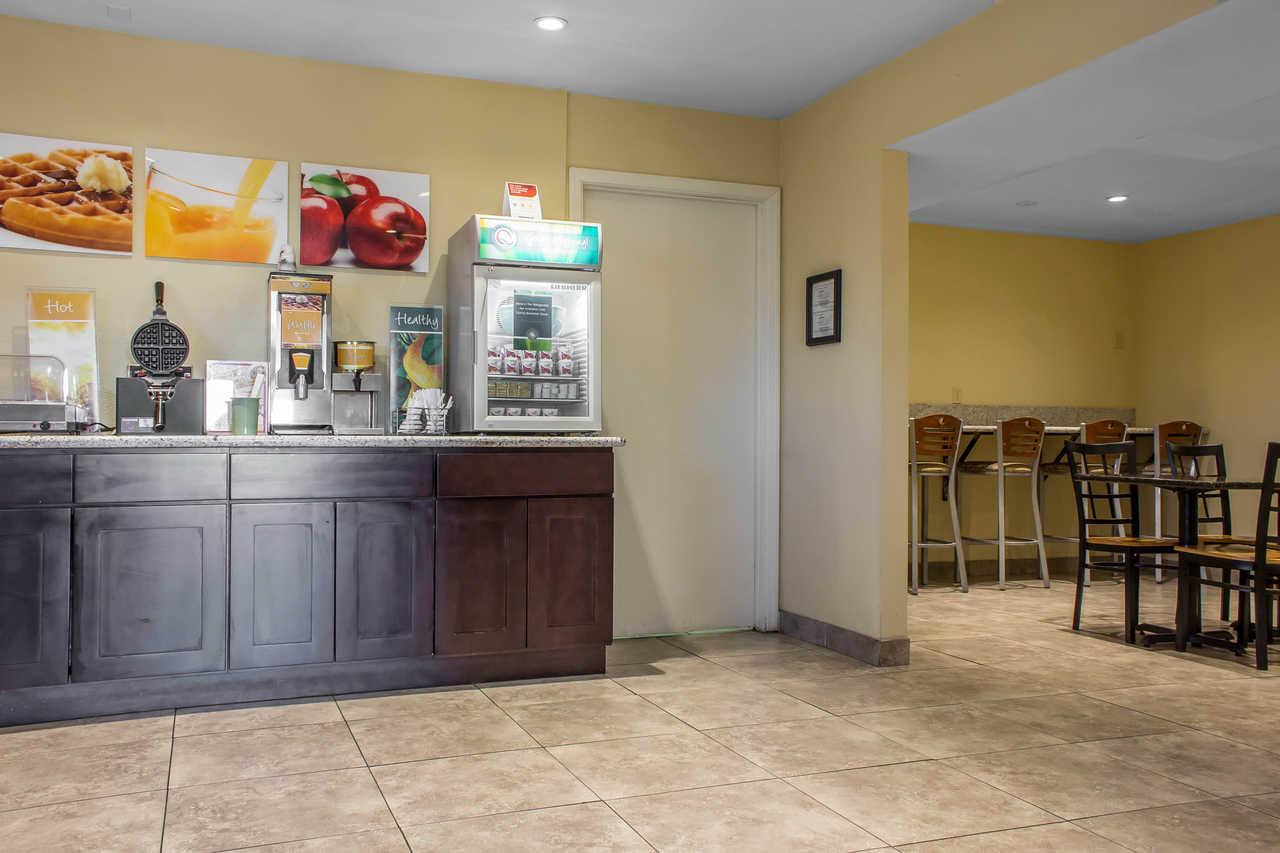 Quality Inn Parker Exterior photo